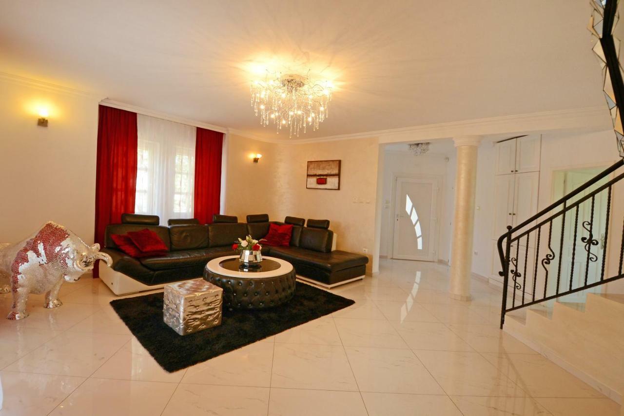 Villa Zare Porec Esterno foto