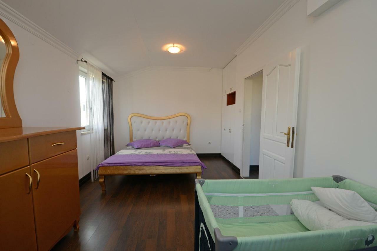 Villa Zare Porec Esterno foto