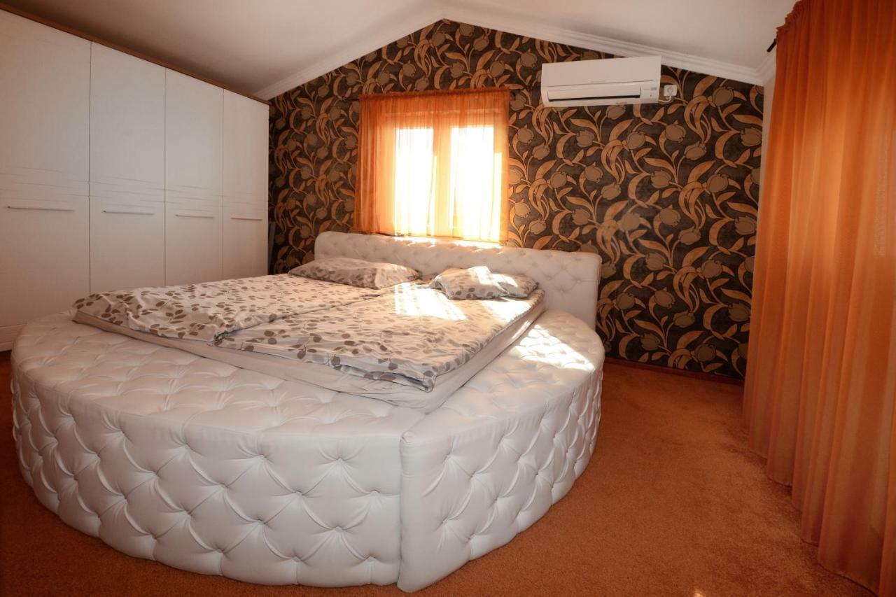 Villa Zare Porec Esterno foto