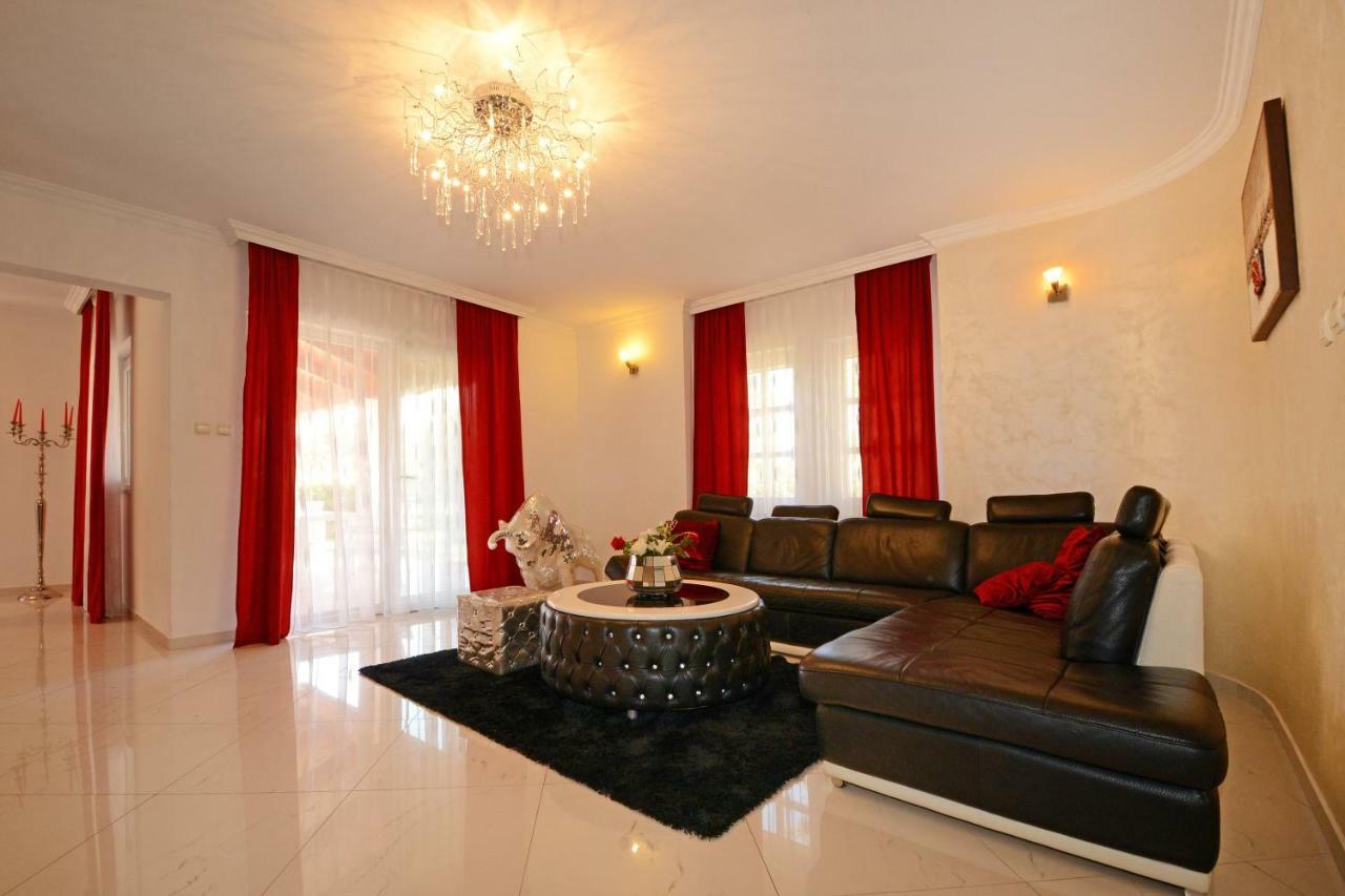Villa Zare Porec Esterno foto