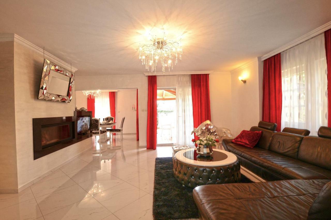 Villa Zare Porec Esterno foto