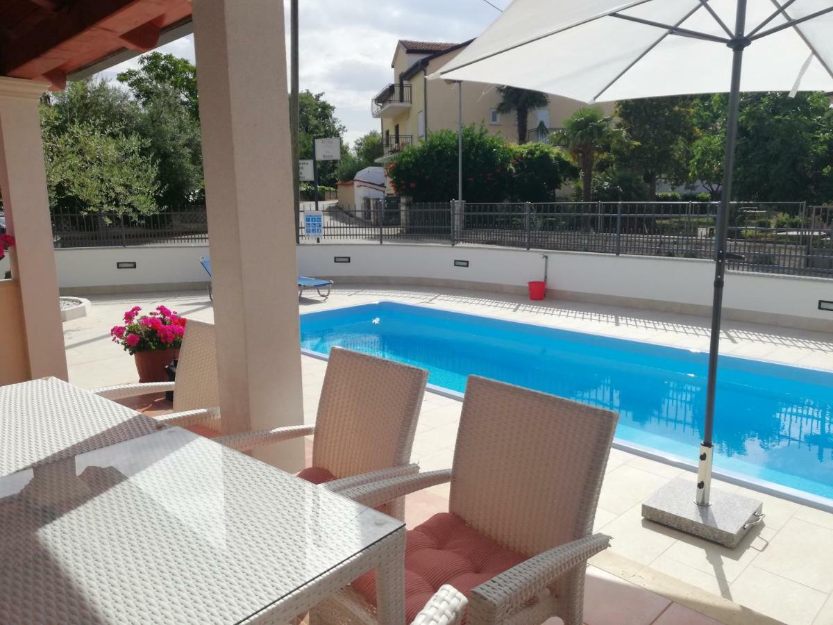 Villa Zare Porec Esterno foto
